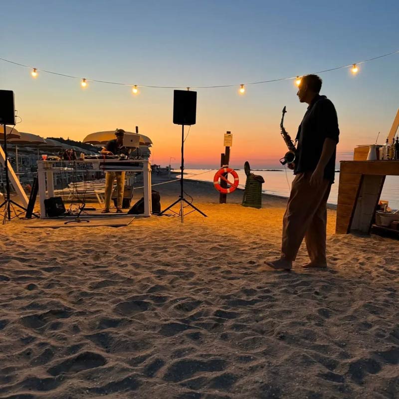 Concerto dj spiaggia Fano