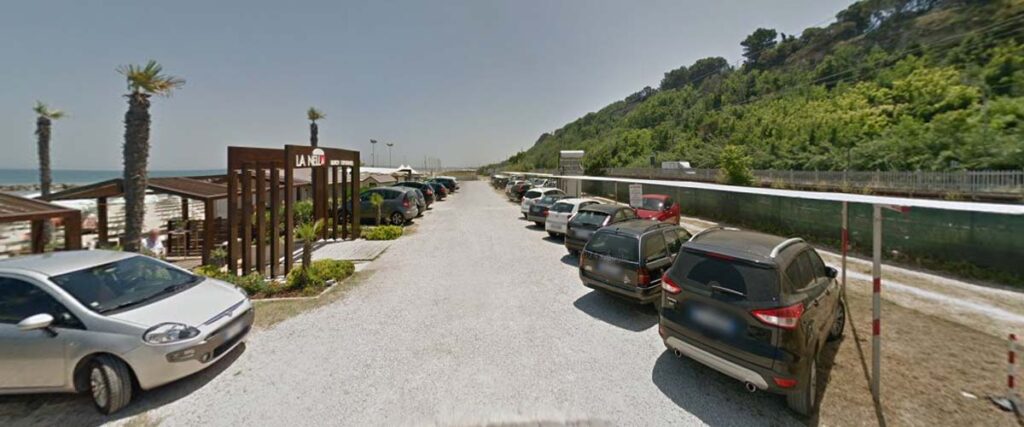 Parcheggio privato spiaggia Fano